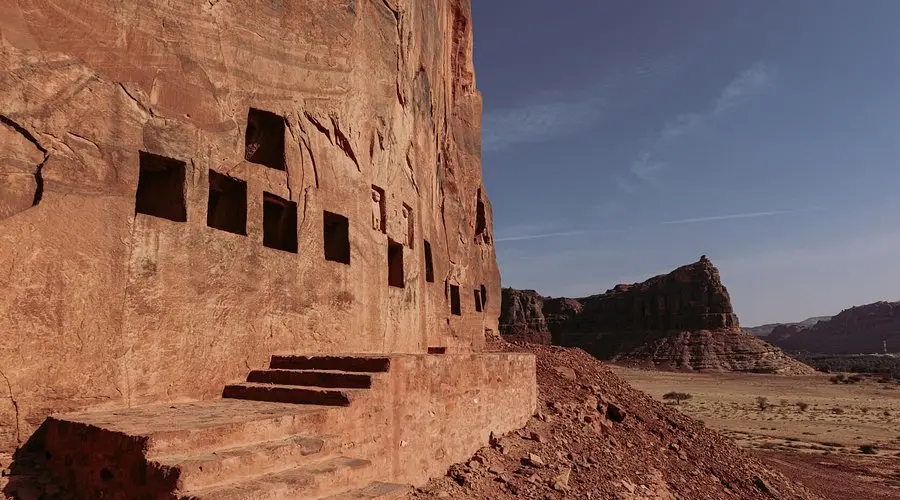 Dadan and Jabal Ikmah Al ula Car Rental